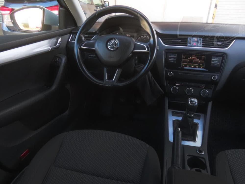 2015 Škoda OCTAVIA - 13