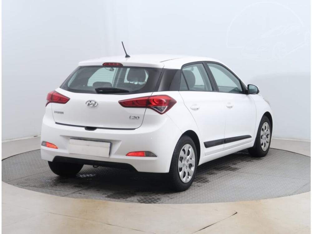 2017 Hyundai i20 - 9