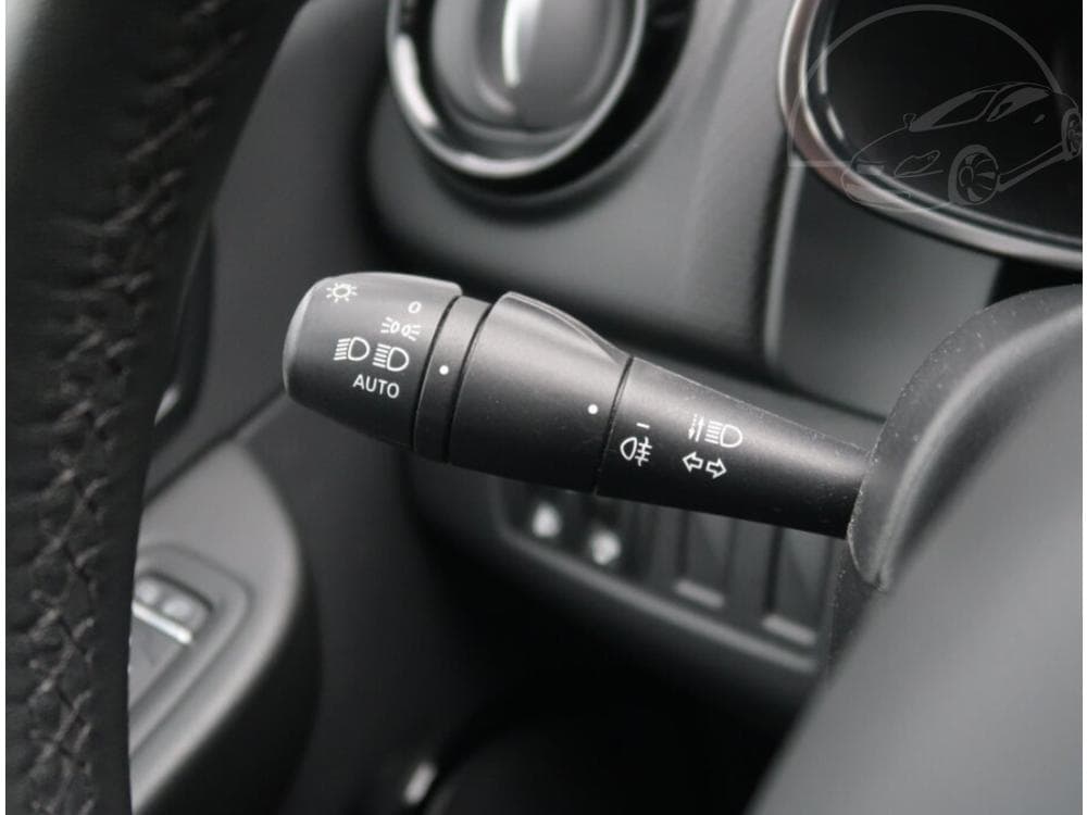 2017 Renault Clio - 15