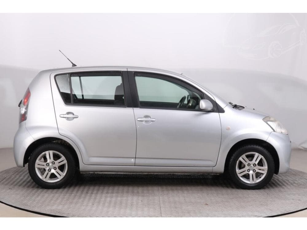 2009 Subaru Justy - 11
