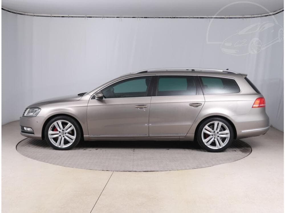 2013 Volkswagen PASSAT - 3