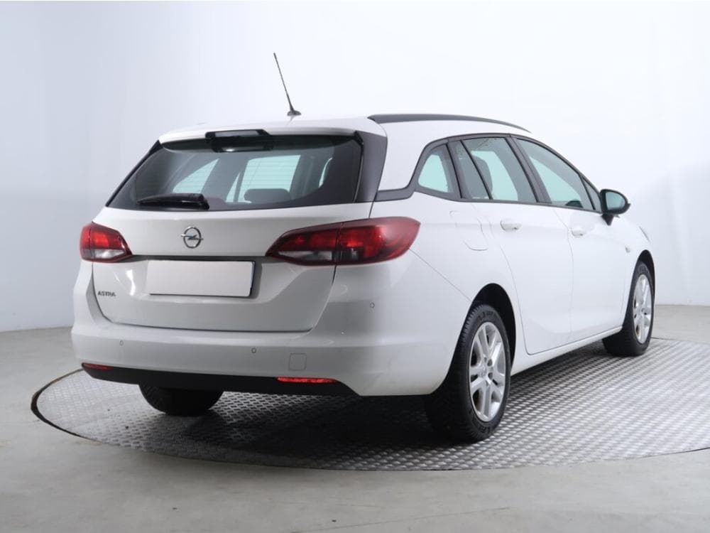 2019 Opel ASTRA - 9