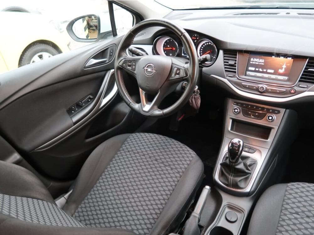 2019 Opel ASTRA - 13