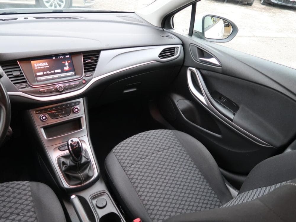 2019 Opel ASTRA - 15