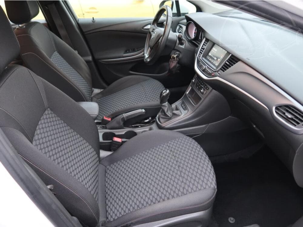 2019 Opel ASTRA - 17