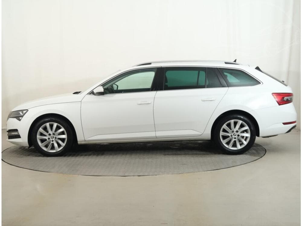 2019 Škoda SUPERB - 5