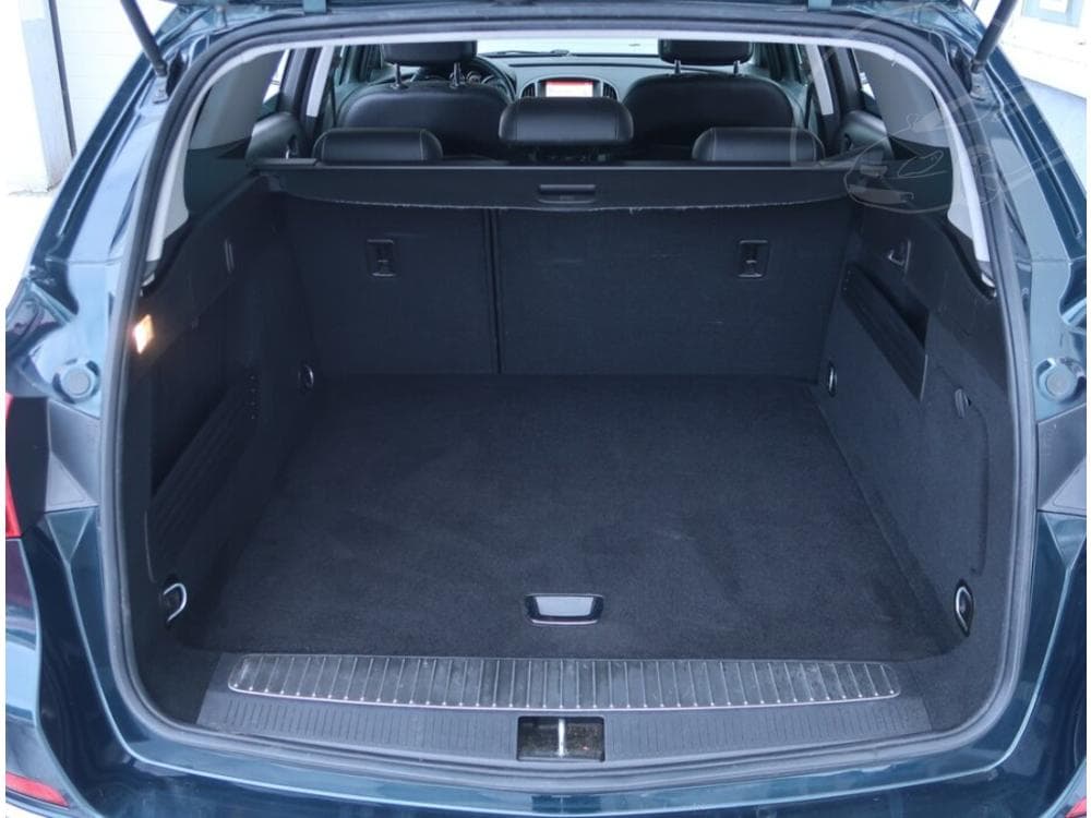 2014 Opel Astra - 14