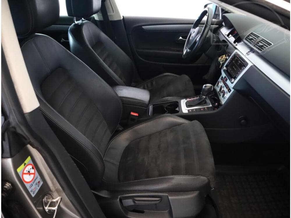 2013 Volkswagen Cc - 7