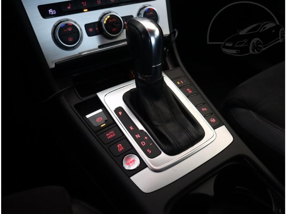 2013 Volkswagen Cc - 11