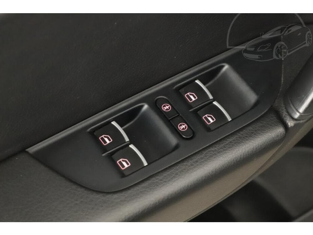 2010 Volkswagen Touareg - 10