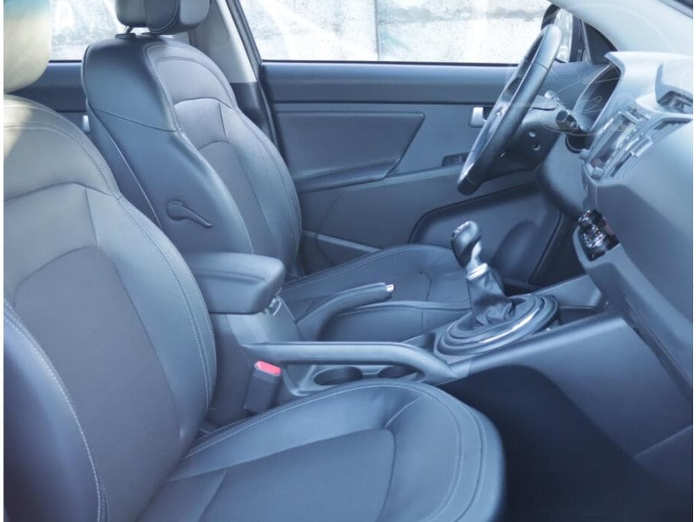 2012 Kia Sportage - 9