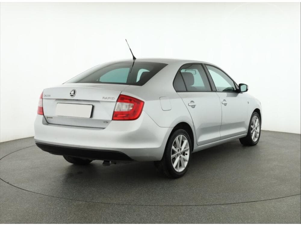2012 Škoda RAPID - 5