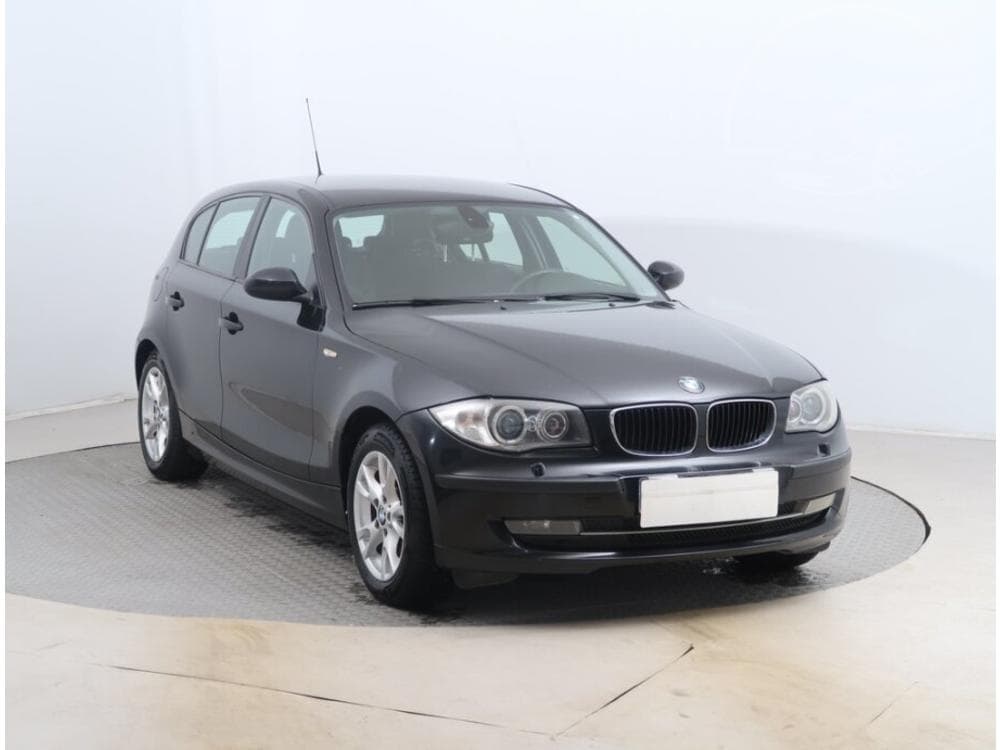 2009 BMW 1-SERIES