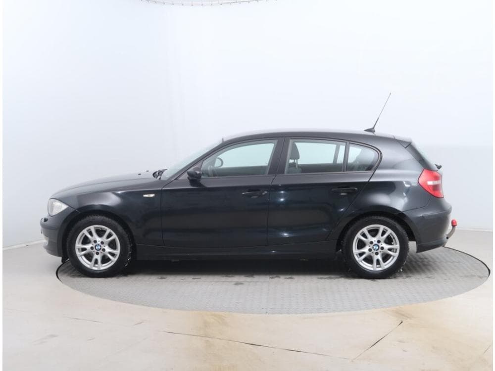 2009 BMW 1-SERIES - 3