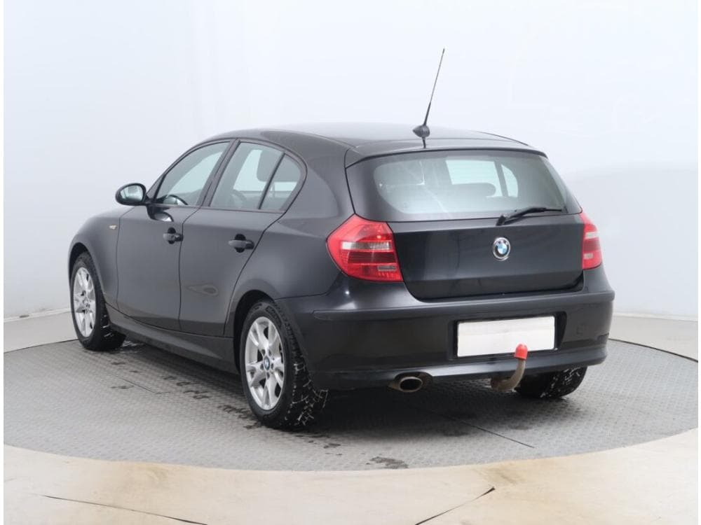 2009 BMW 1-SERIES - 4