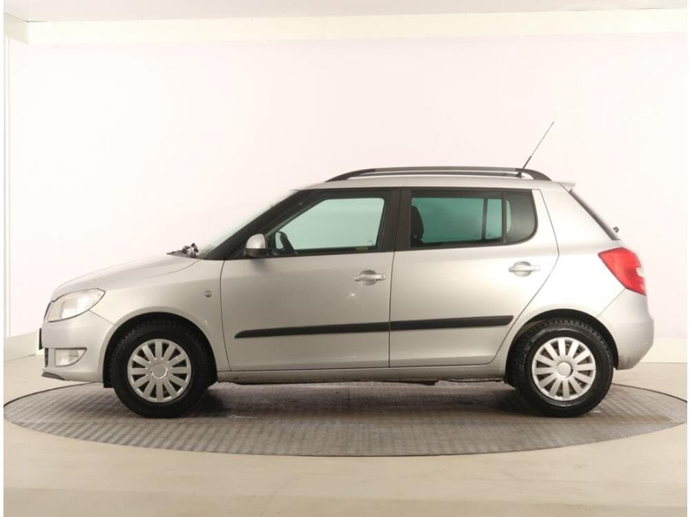 2010 Škoda FABIA - 3