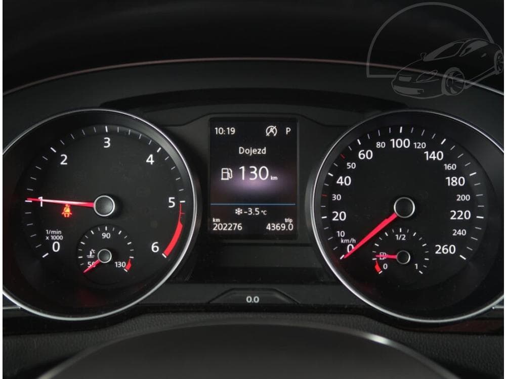 2017 Volkswagen PASSAT - 11