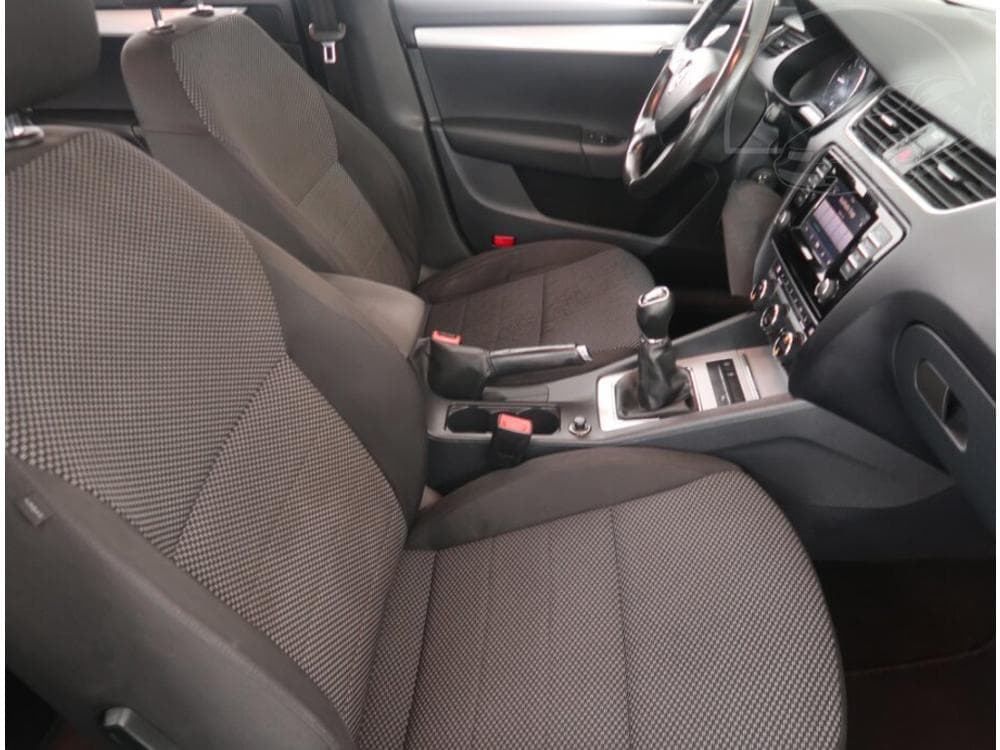 2014 Škoda OCTAVIA - 9