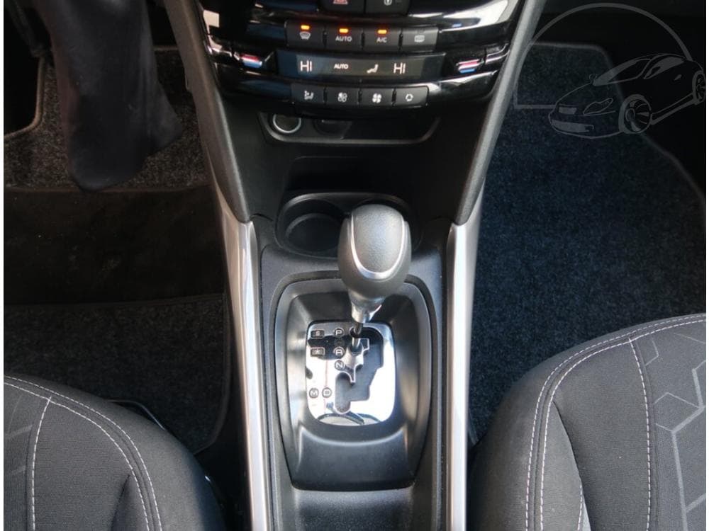 2018 Peugeot 2008 - 13