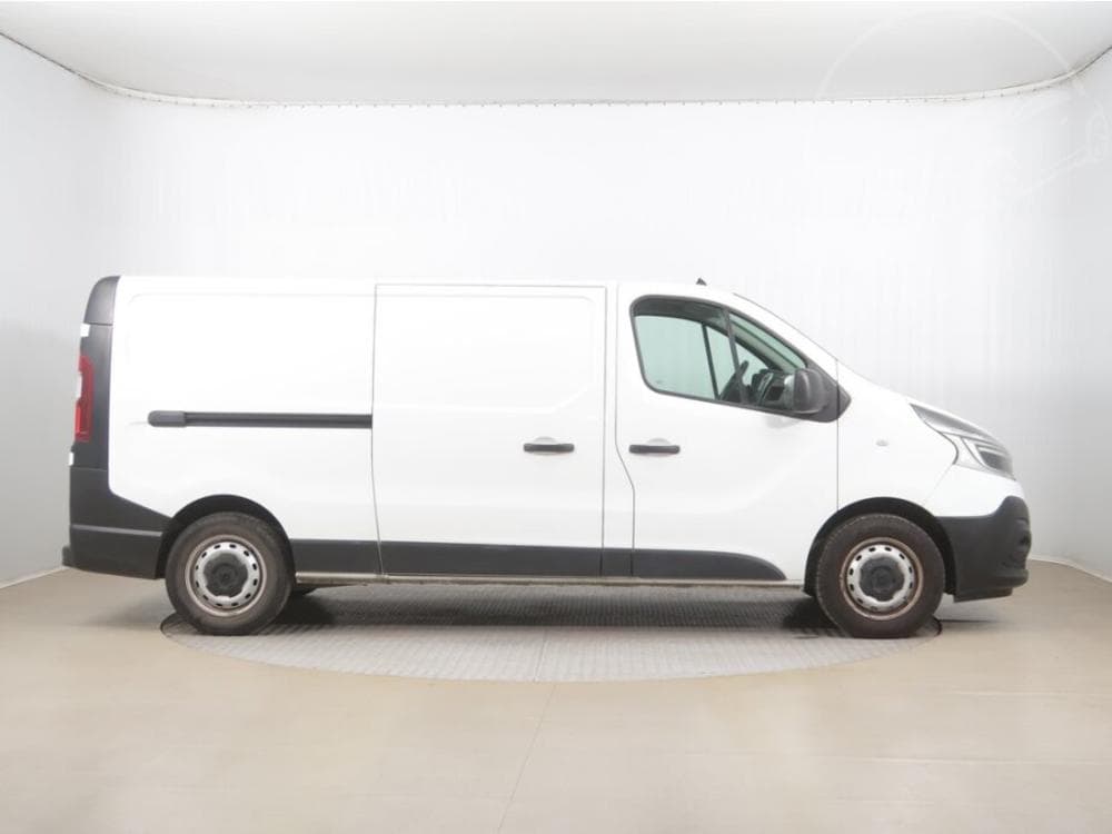 2021 Renault Trafic - 6