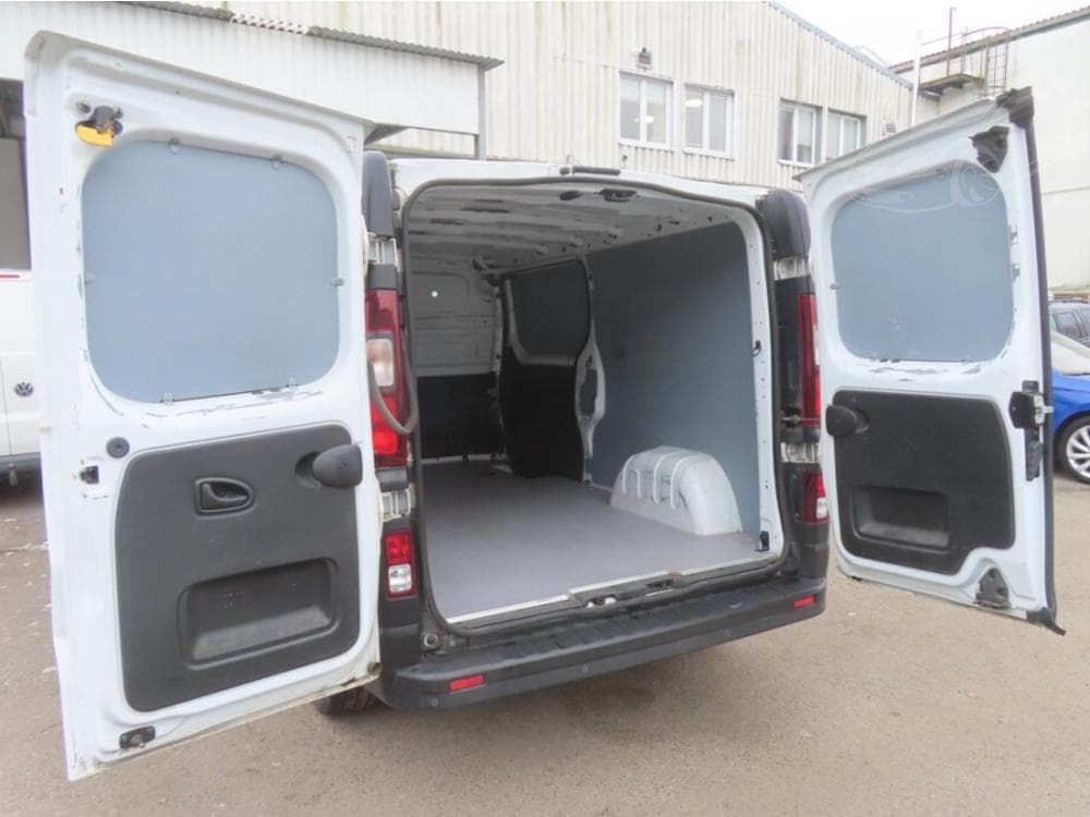 2021 Renault Trafic - 15