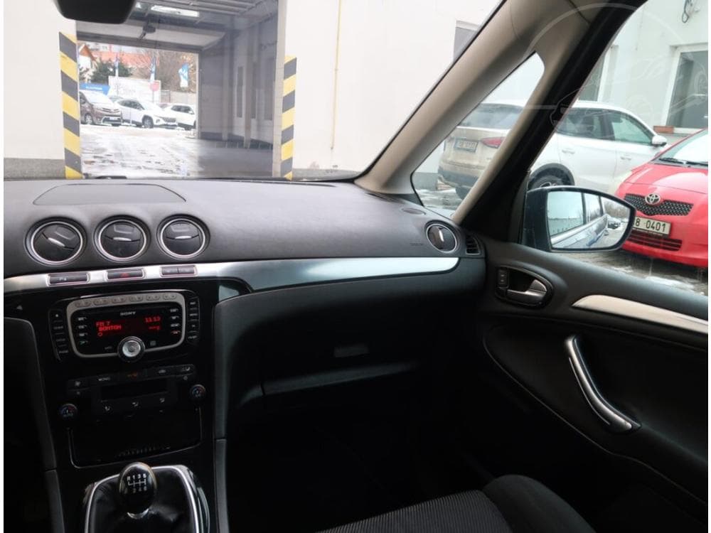 2011 Ford GALAXY - 8