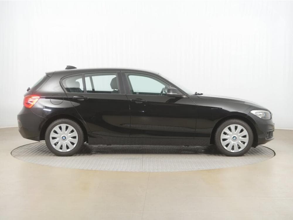 2015 BMW 1-Series - 6