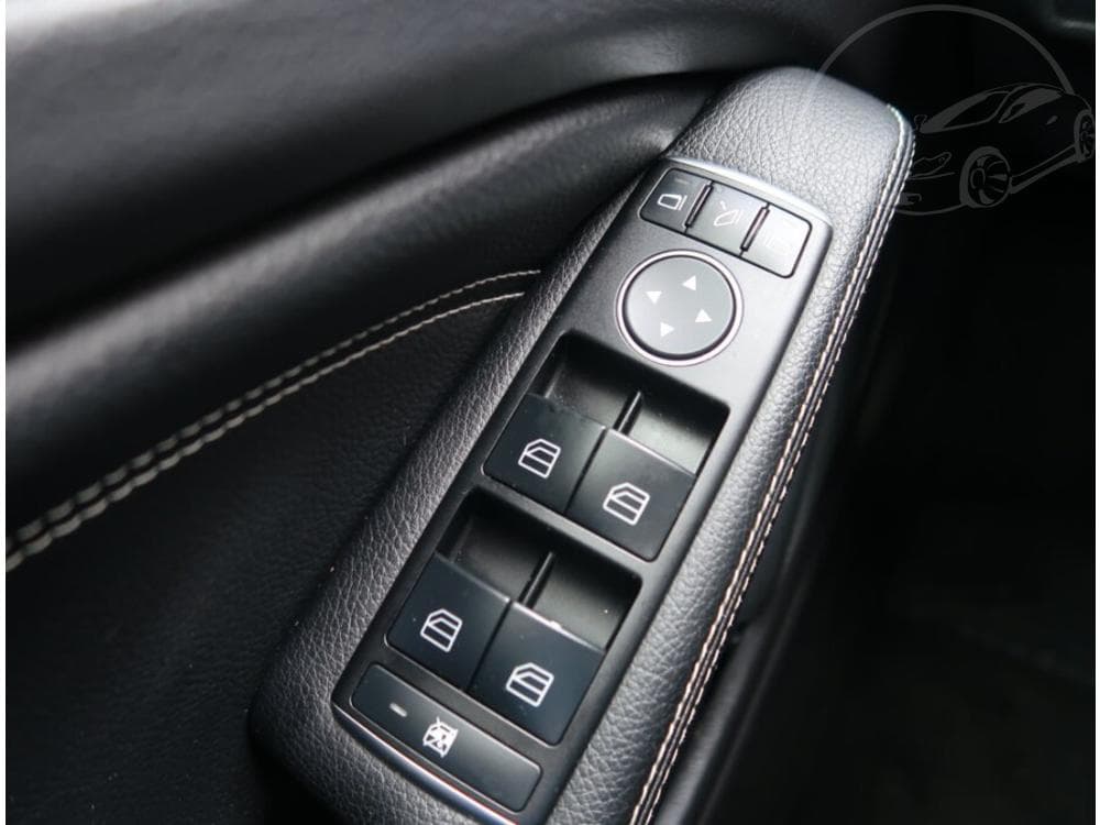 2016 Mercedes-Benz Gla - 15