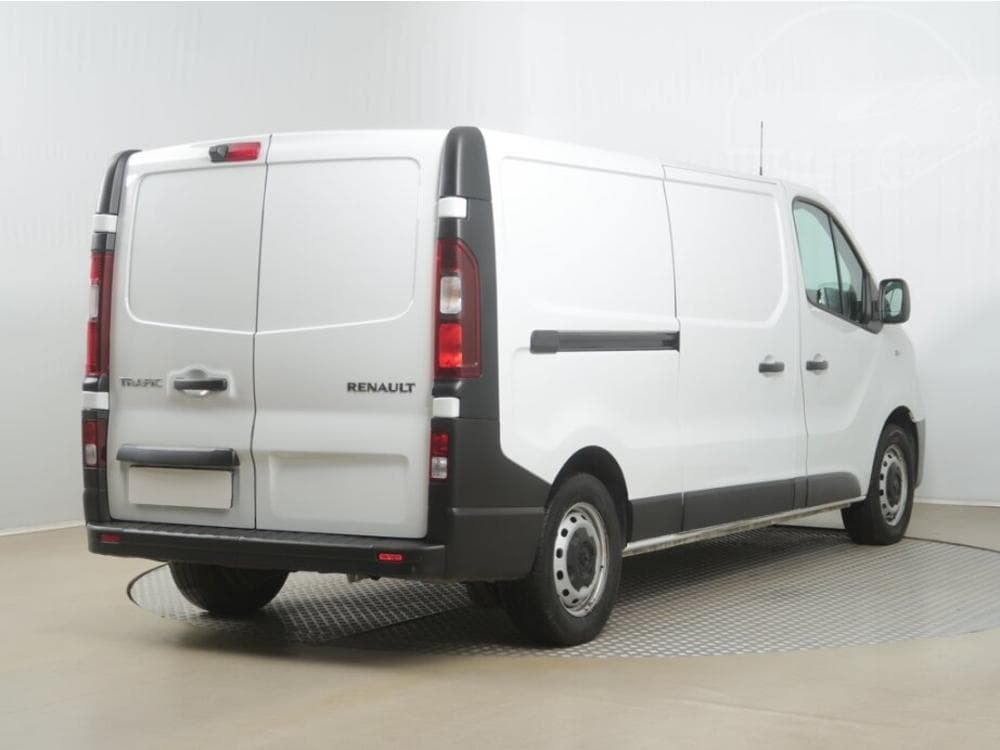 2021 Renault TRAFIC - 9
