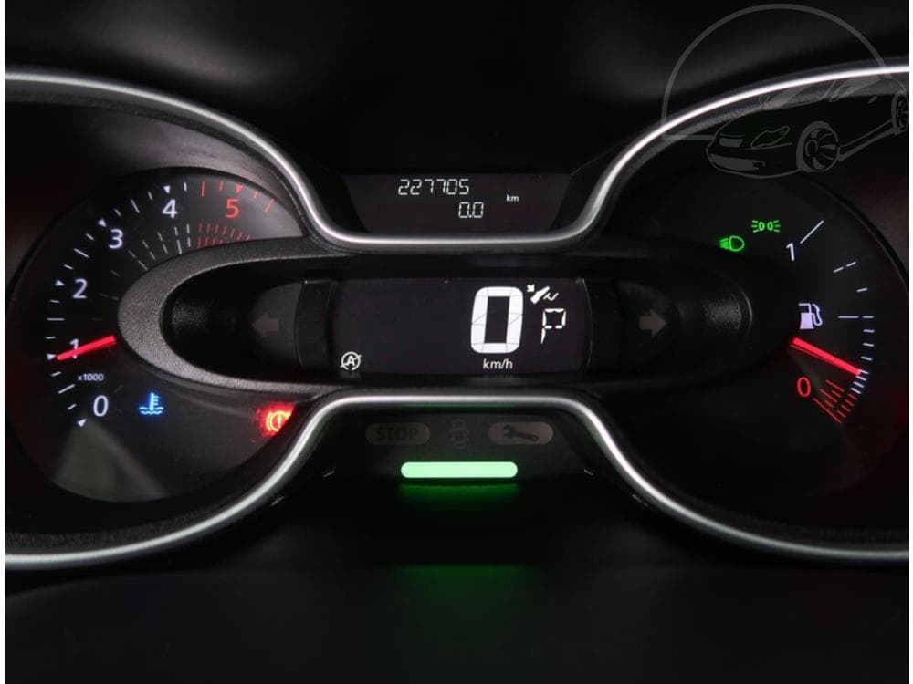 2021 Renault TRAFIC - 19