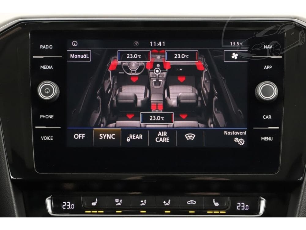 2017 Volkswagen Passat - 13