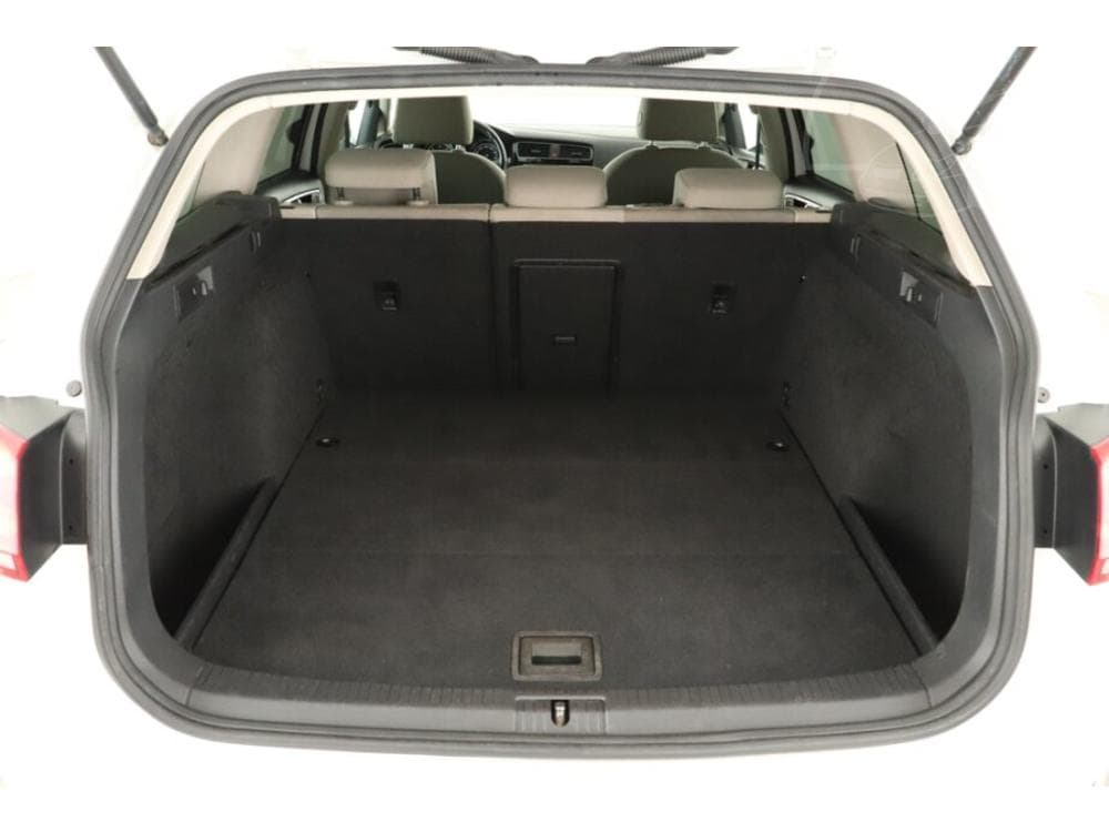 2013 Volkswagen GOLF - 10