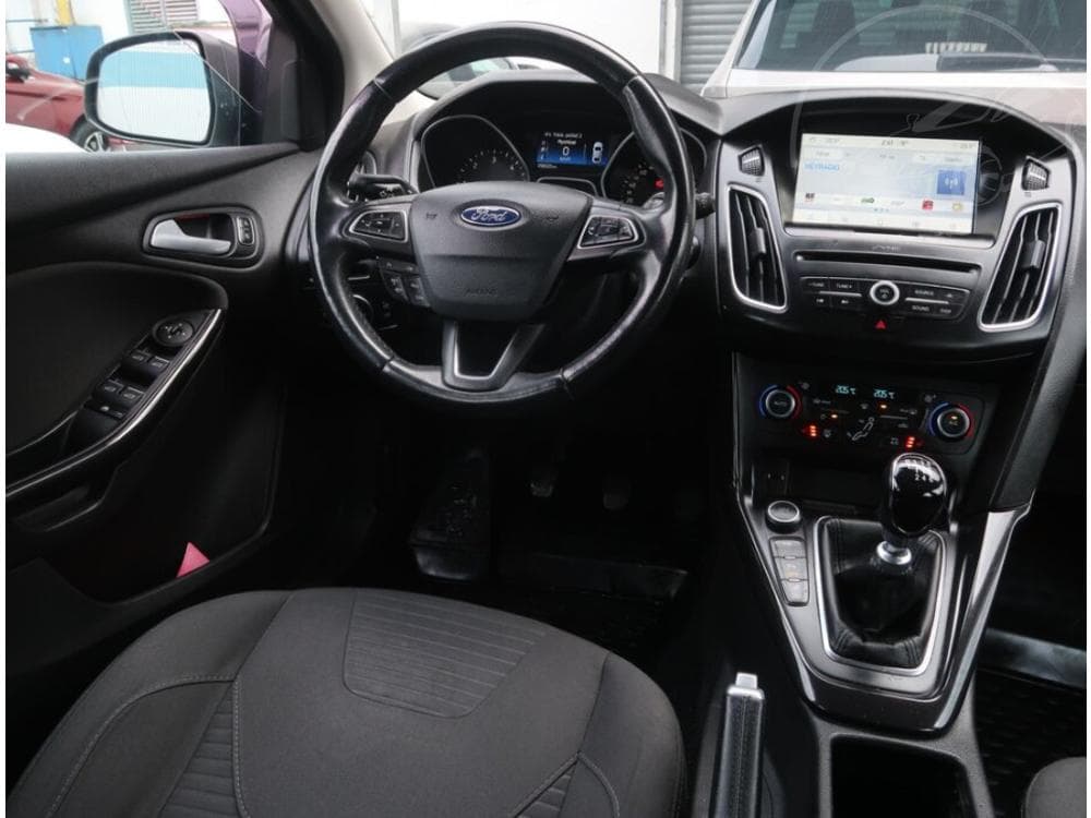 2017 Ford FOCUS - 7