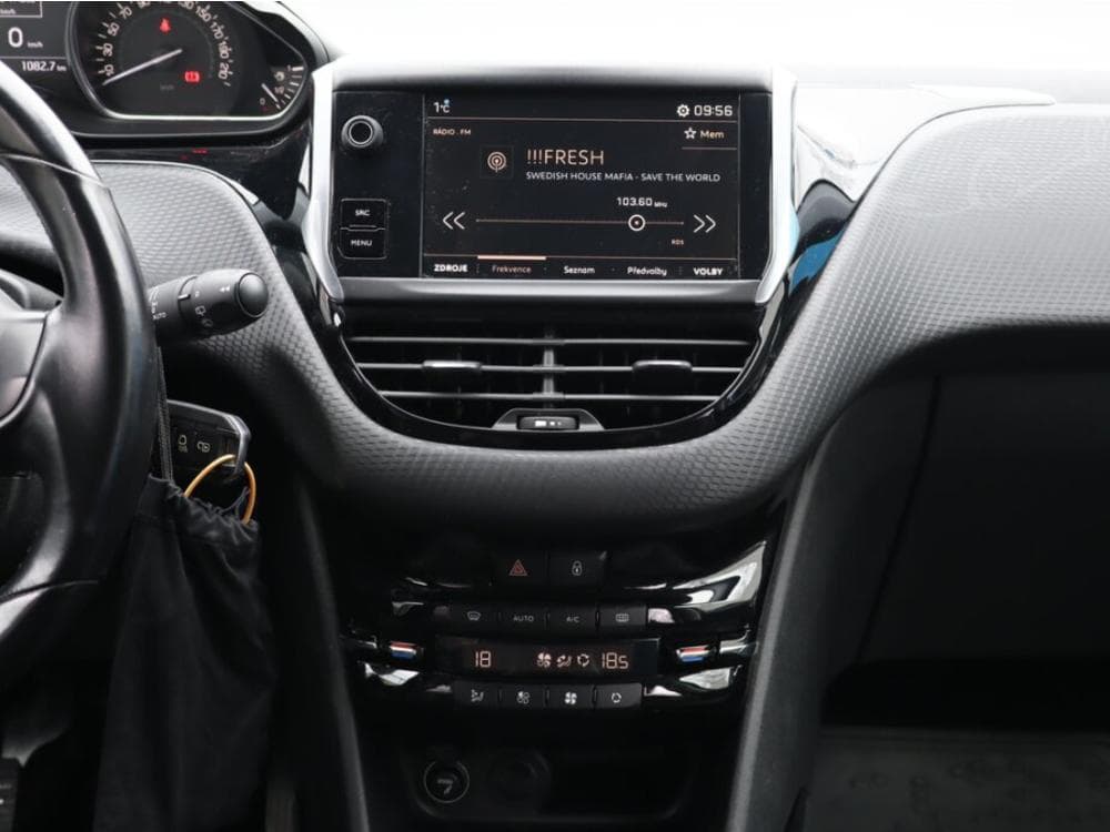 2018 Peugeot 2008 - 10