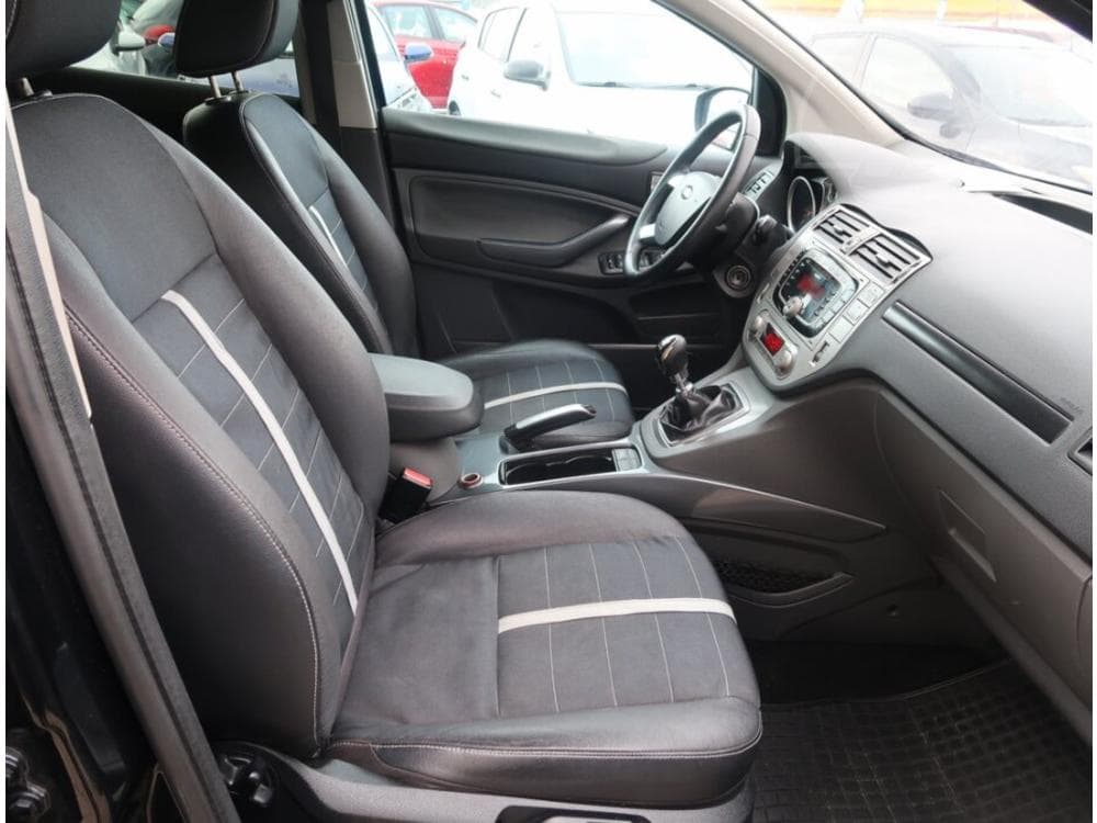 2010 Ford KUGA - 9