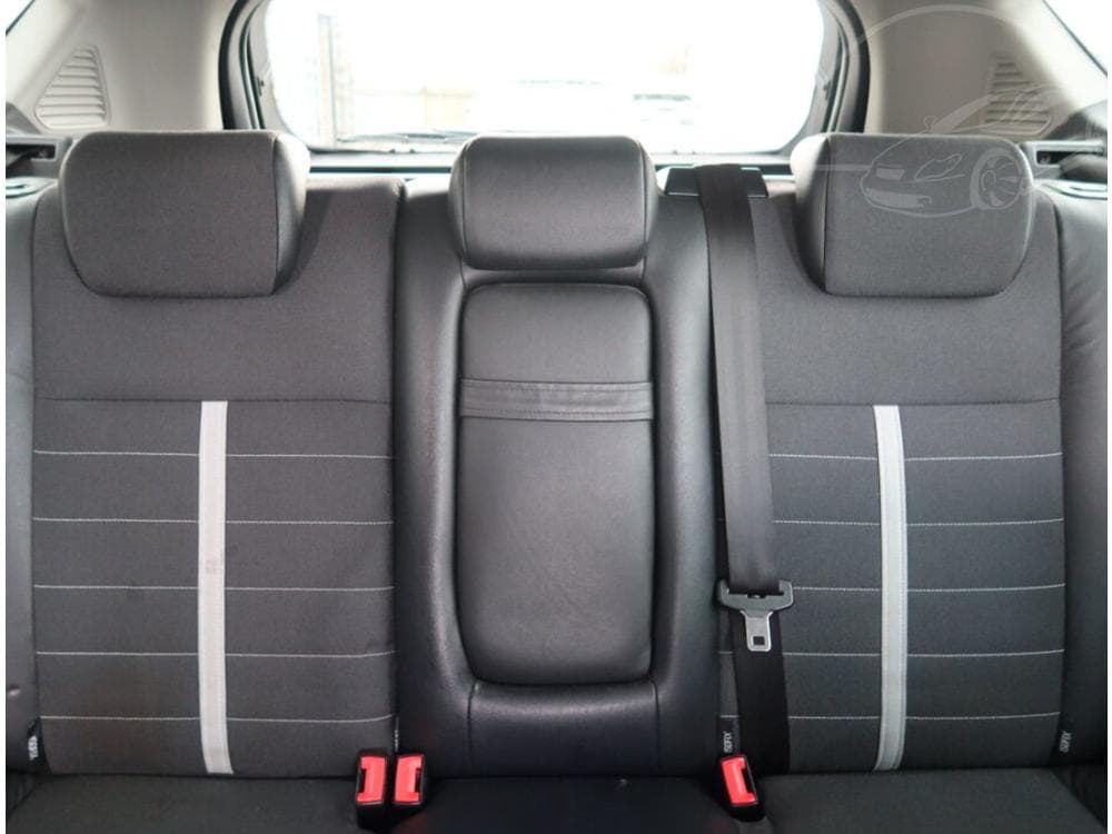 2010 Ford KUGA - 10