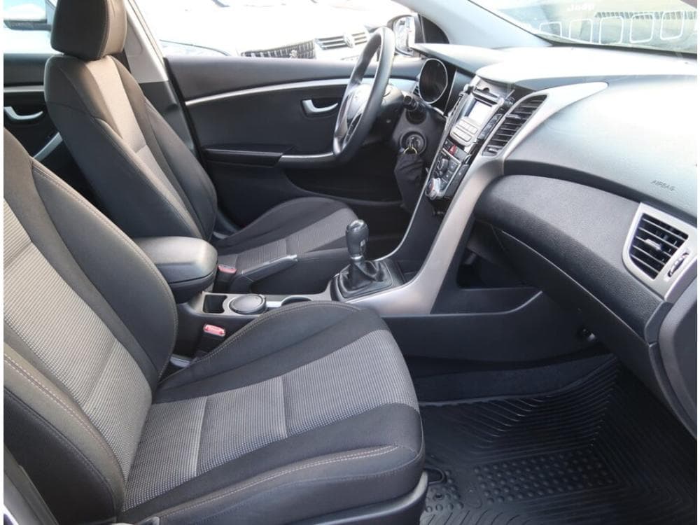 2013 Hyundai i30 - 9