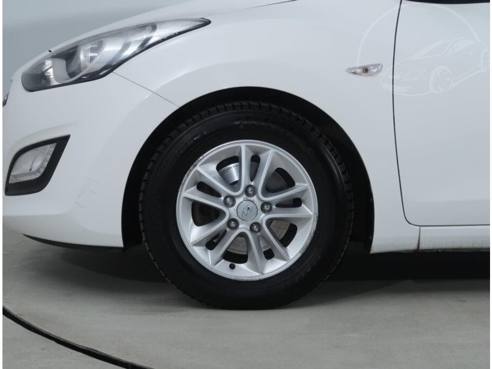 2013 Hyundai i30 - 14