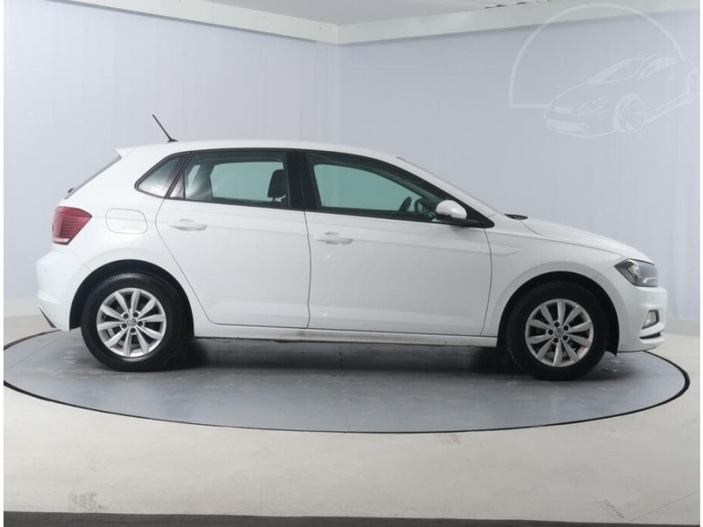 2019 Volkswagen POLO - 31