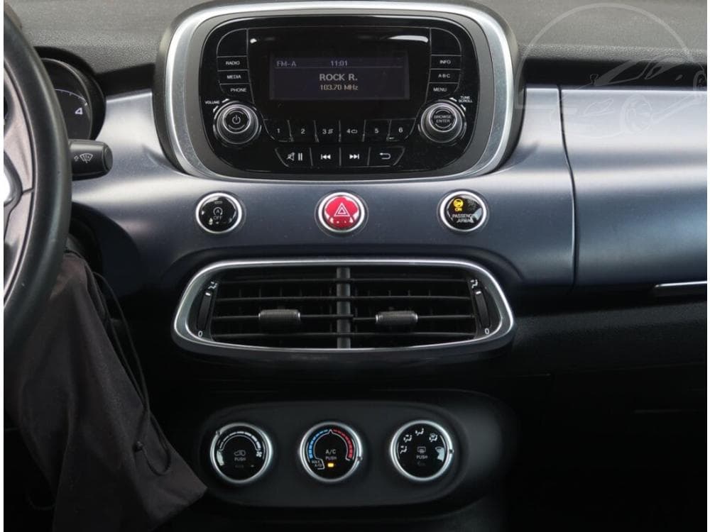 2021 Fiat 500X - 12