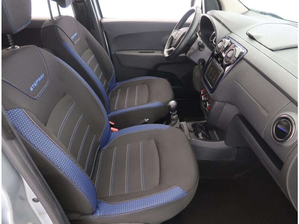 2020 Dacia Lodgy - 17