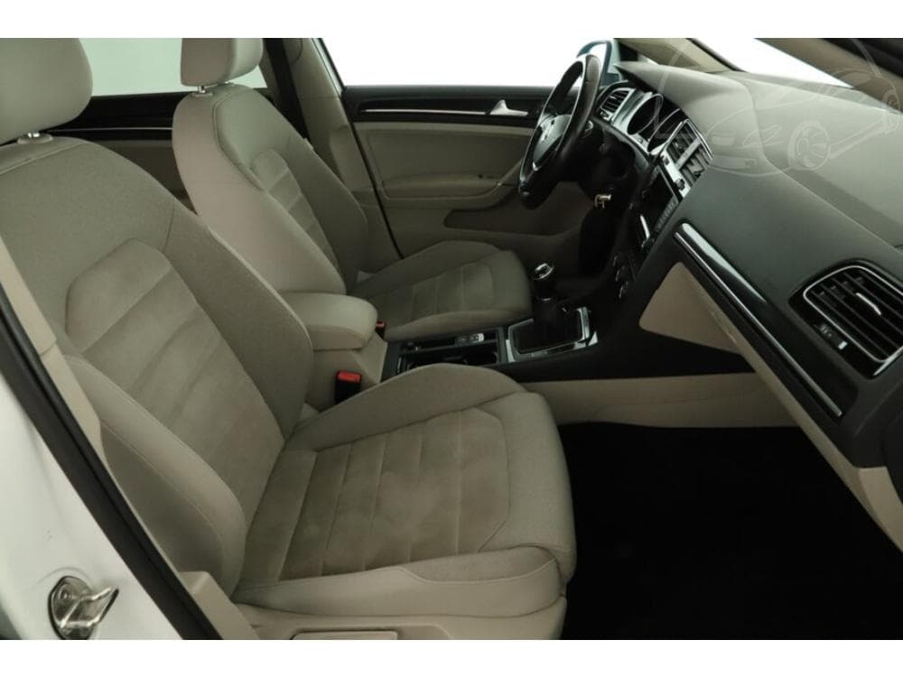 2013 Volkswagen GOLF - 7