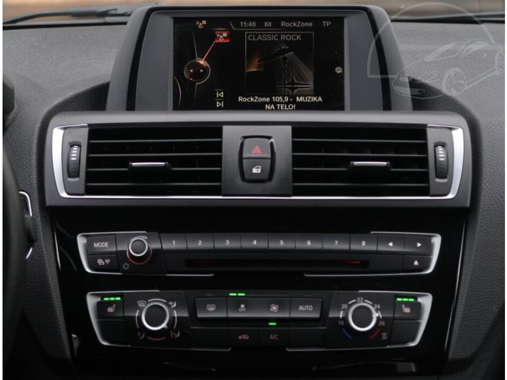 2015 BMW 1-Series - 12