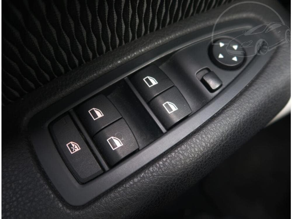 2015 BMW 1-Series - 15