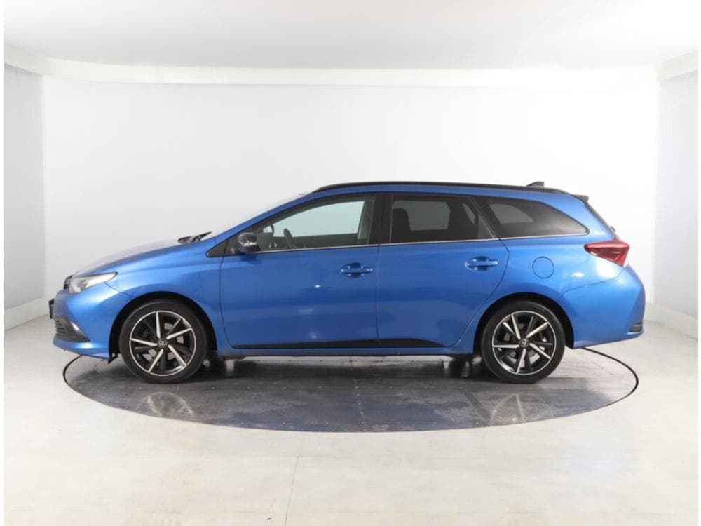 2018 Toyota AURIS - 3