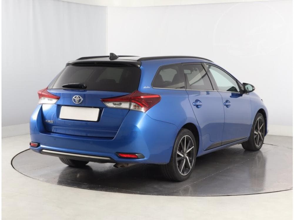 2018 Toyota AURIS - 5