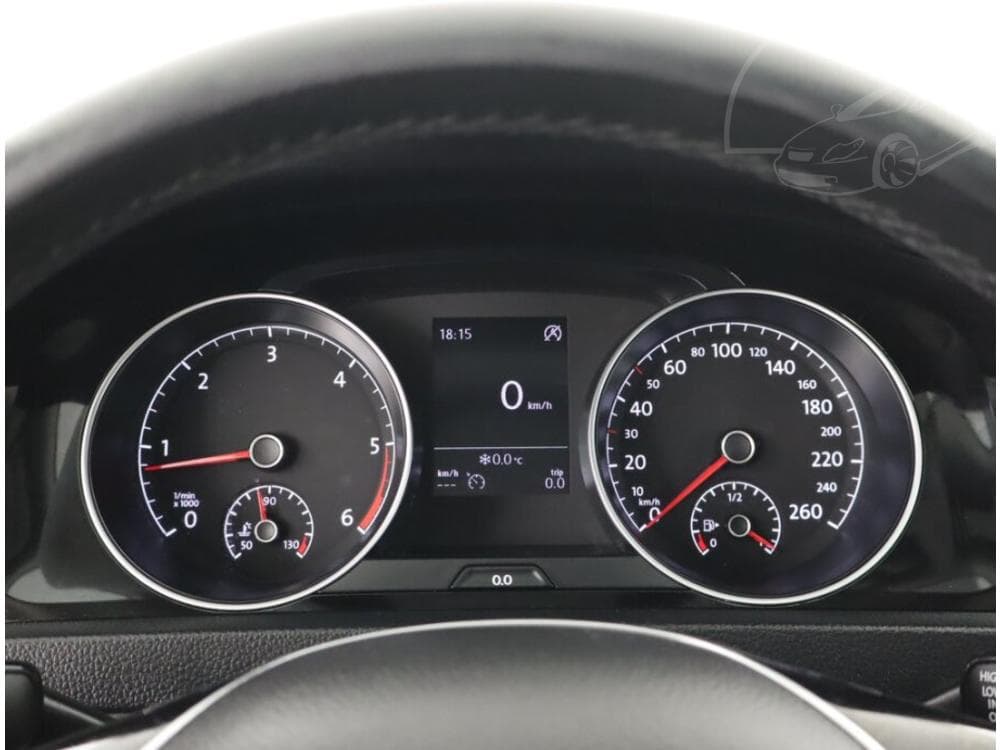 2015 Volkswagen GOLF - 11