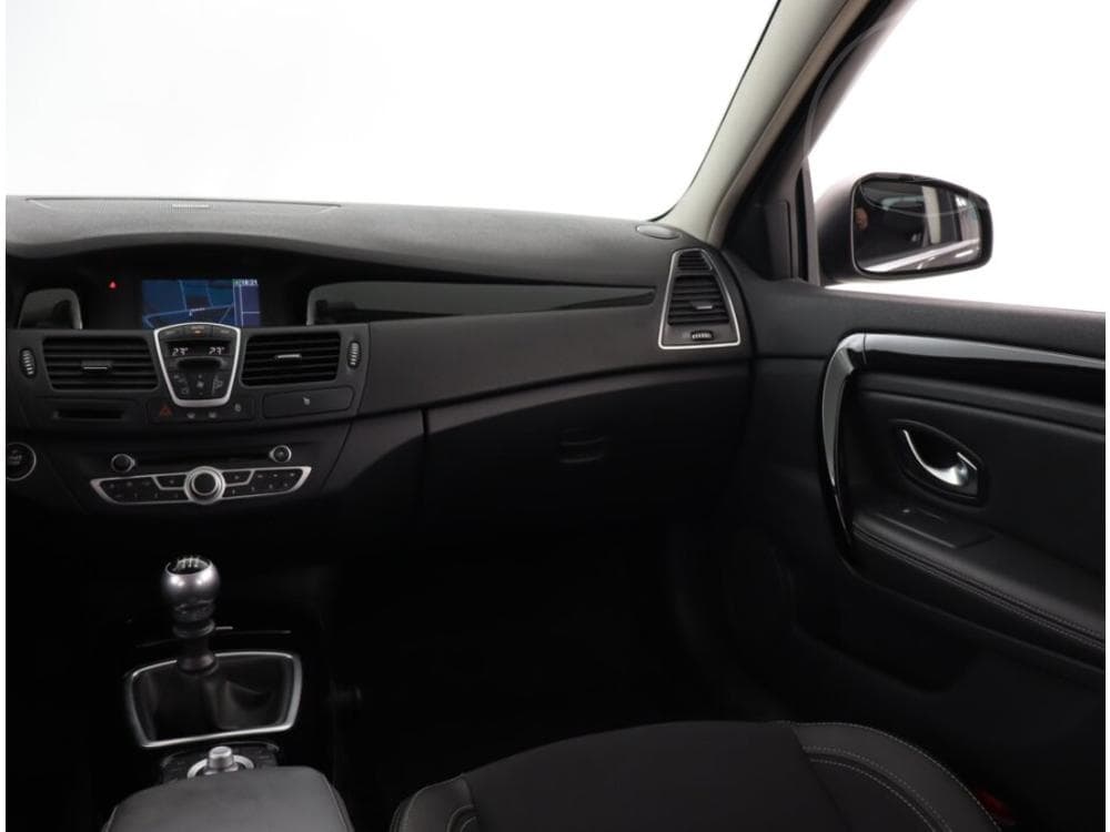 2011 Renault LAGUNA - 8