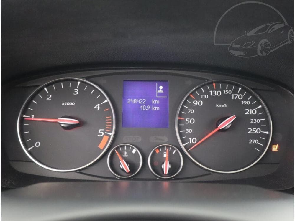 2011 Renault LAGUNA - 11