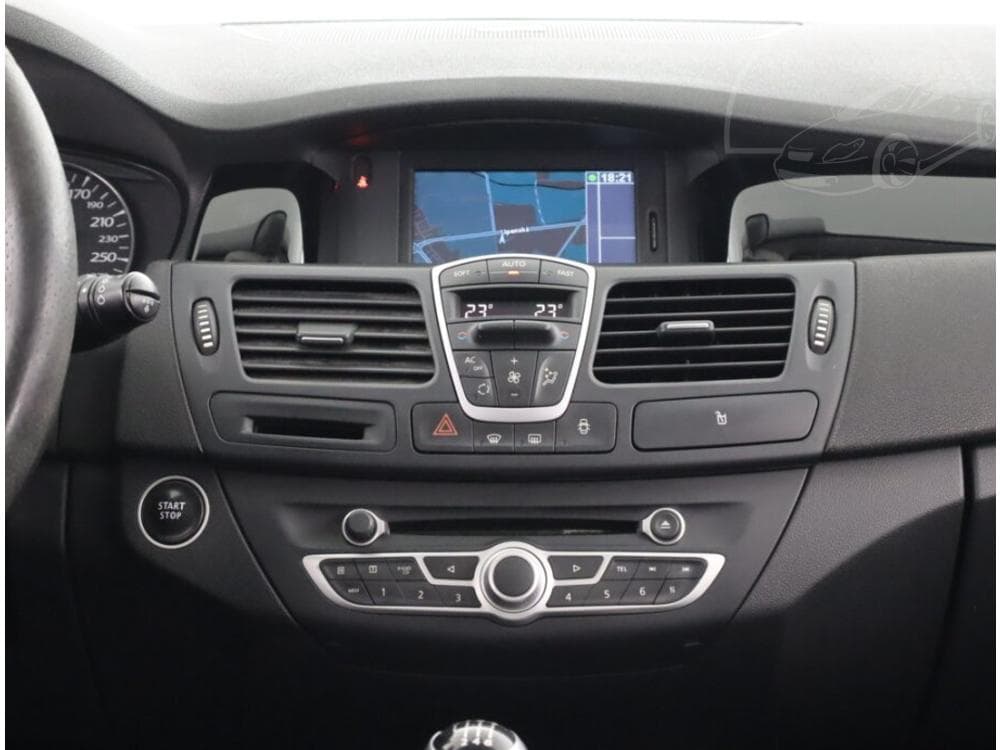 2011 Renault LAGUNA - 12